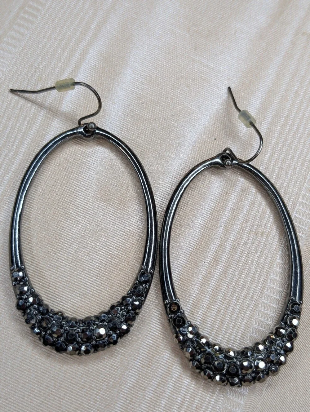 Dark Silver & Charcoal Crystsl Hoop Earrings Elongated Oval Dangle Pierced